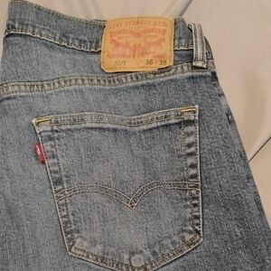 Levi's Relaxed Blue Jeans with Classic Stonewashed Finish